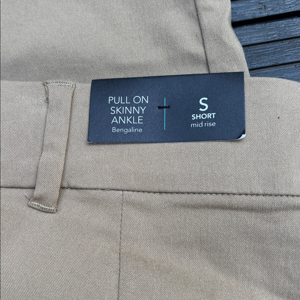 NWT Maurices pull on Khaki Chinos S - Picture 6 of 7